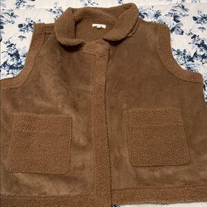 Cozy Brown Women’s Sherpa Vest